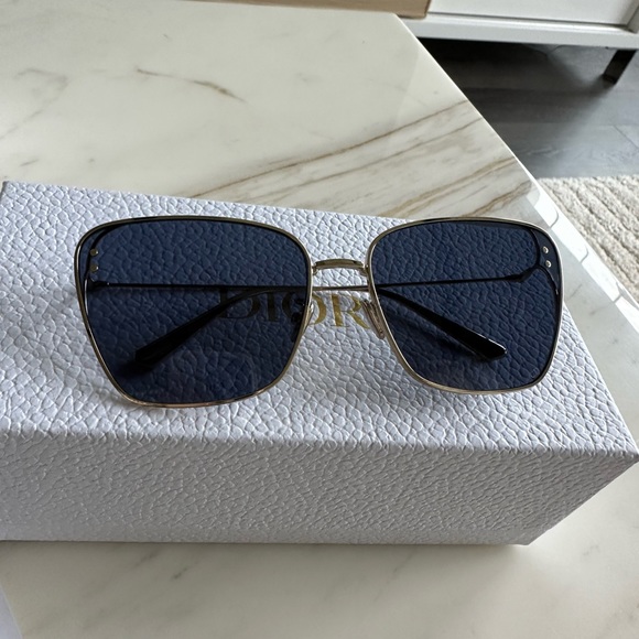 Brand new Dior sunglasses. Never worn. Purchased at Dior pop up in the hamptons